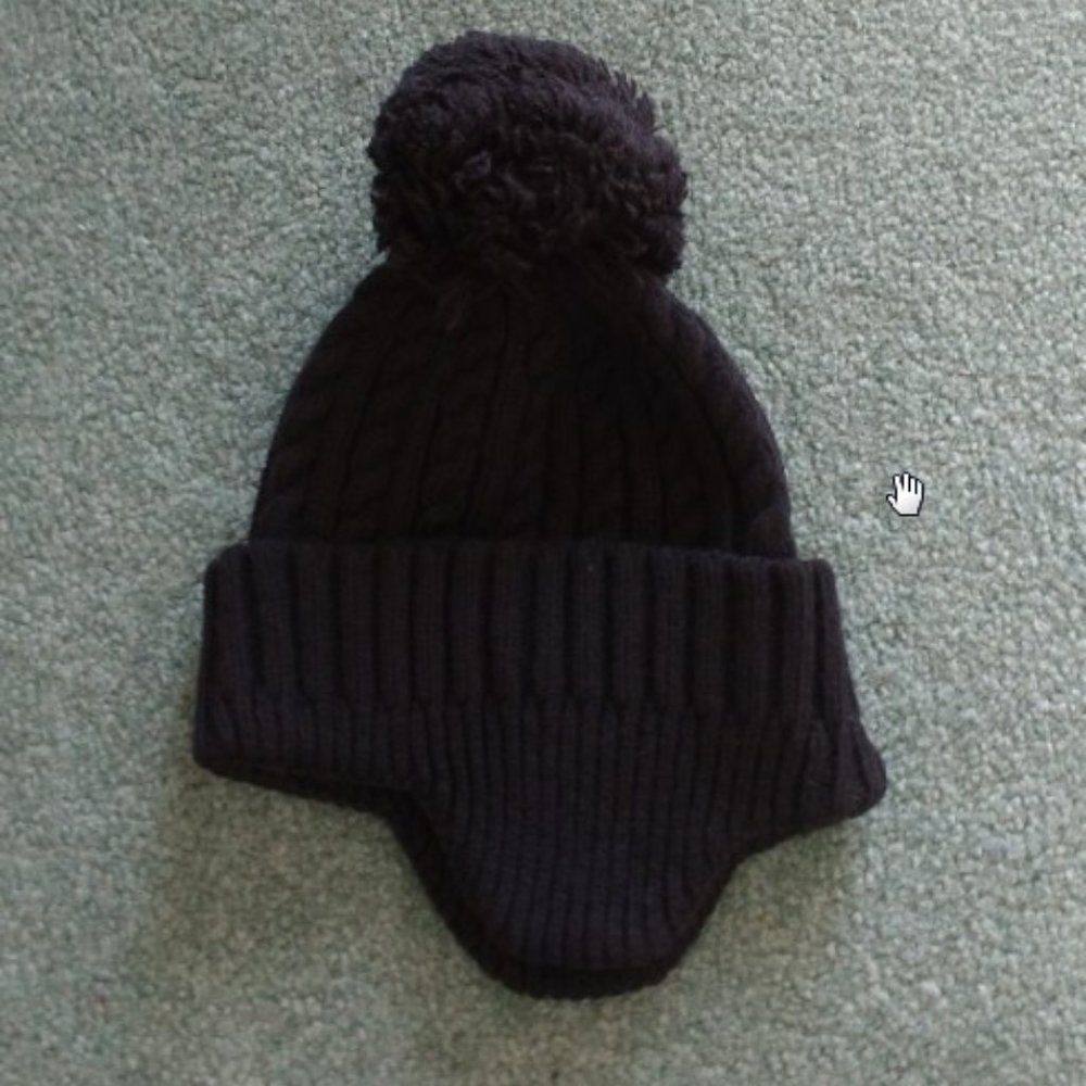 Women hat, Pom, wool, with ear flaps, France, new